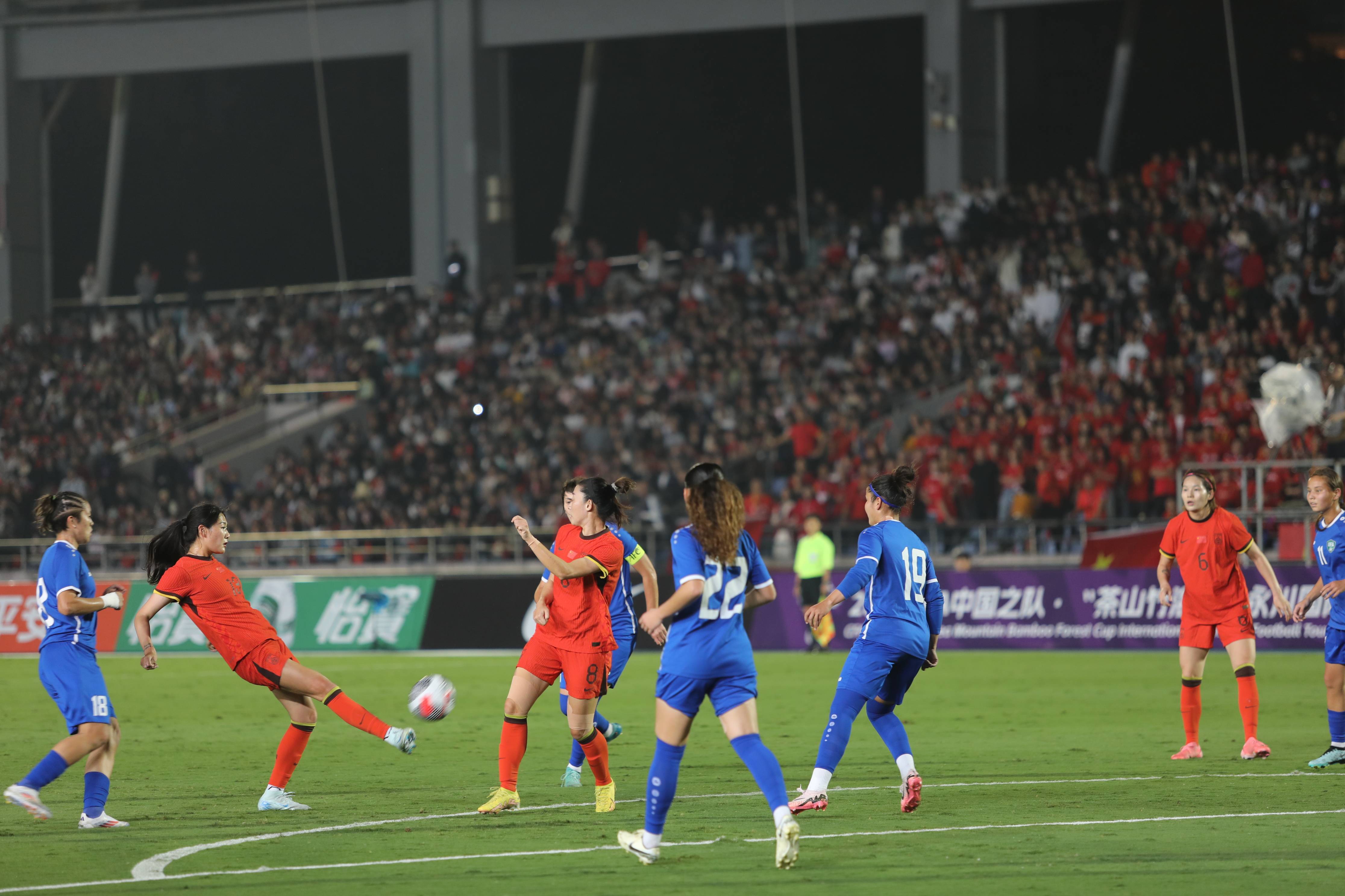 关于南安普敦-轻取普雷斯顿，主场保持不败气势如虹的信息