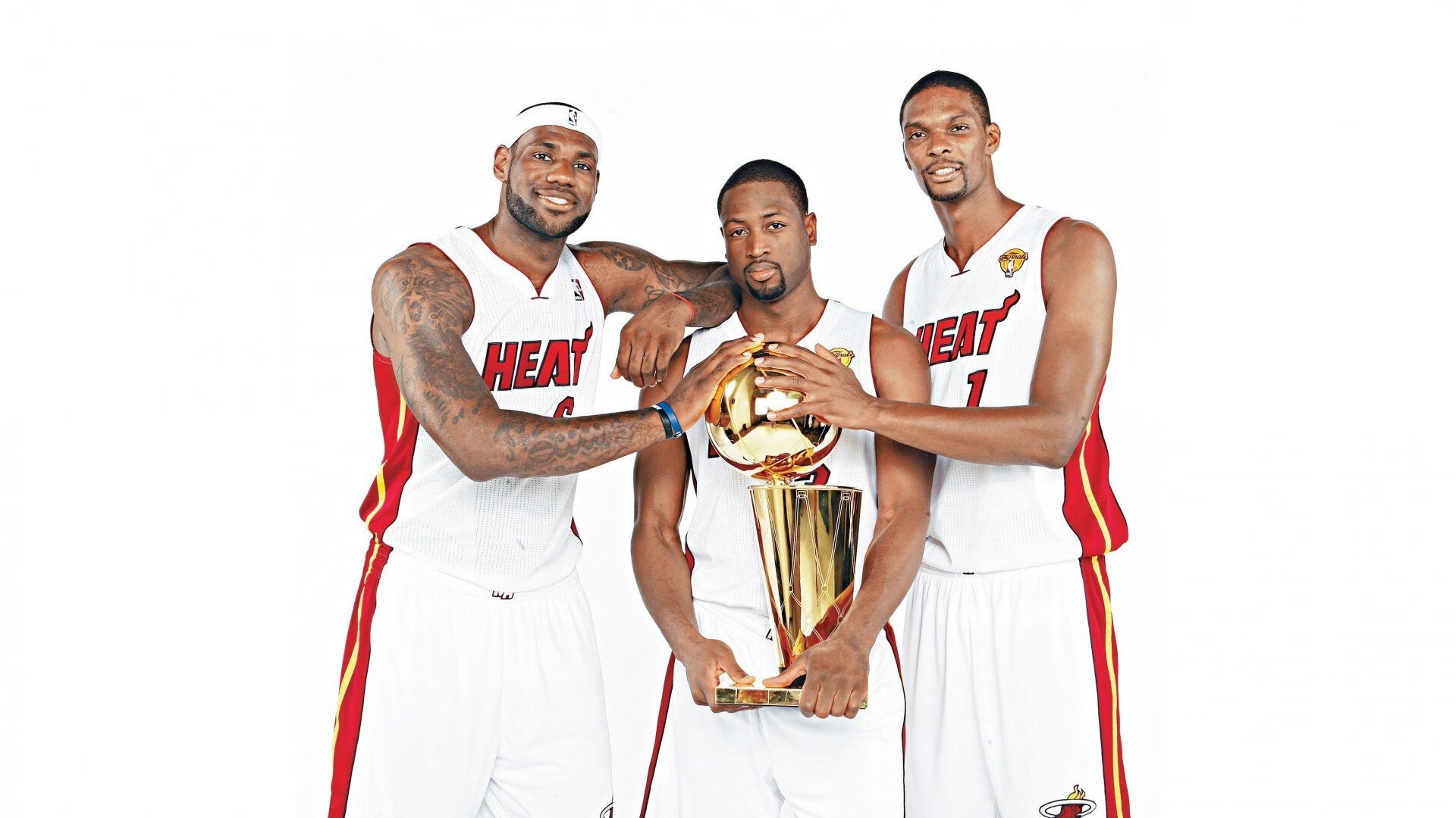 赛道与球场，伦纳德在F1新赛季揭幕战之夜的统治力