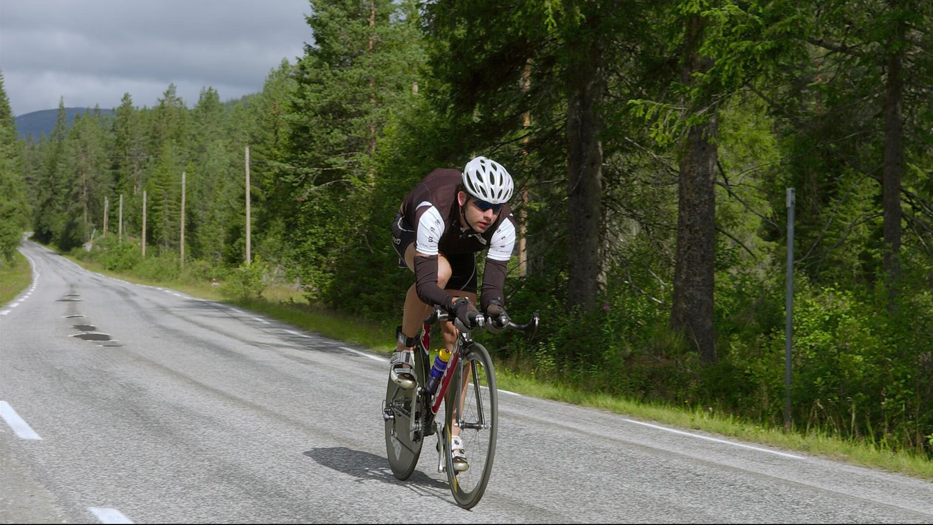 罗德里一锤定音，波兰军团轻取马赛点燃欧陆烽火